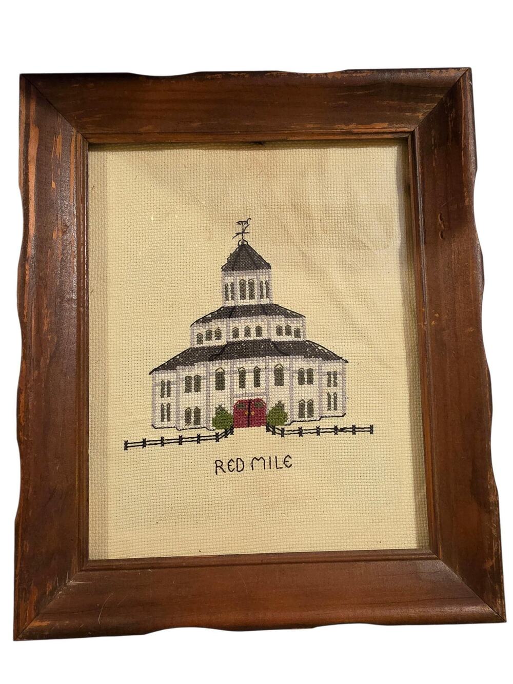 Round Barn embroidered wall art Red Mile racetrack in Lexington, Kentucky
